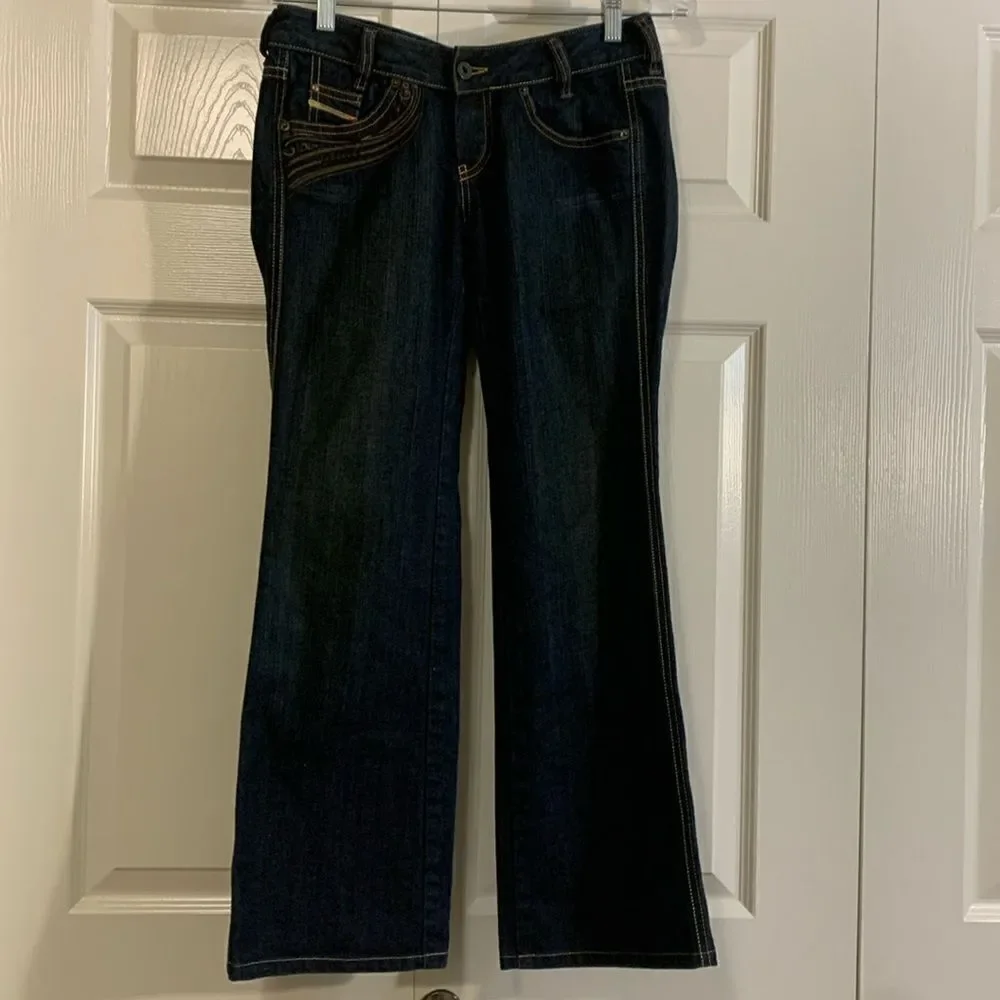 DIESEL INDUSTRY, RYOTH, ladies size 27x34, new condition, Italian made